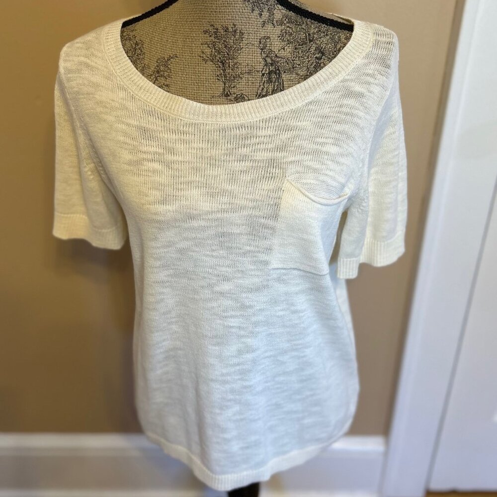GAP women's short sleeve light cream/off white cotton sweater front pocket M NWT